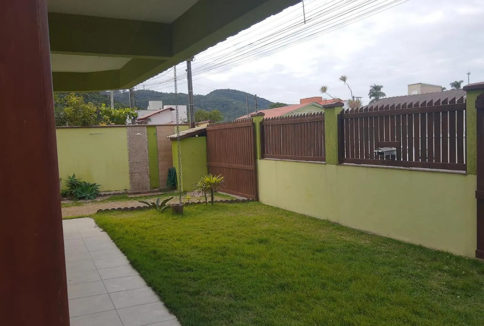 Casa Ate 16 Pessoas - 150M Praia De Zimbros Em Bombinhas
